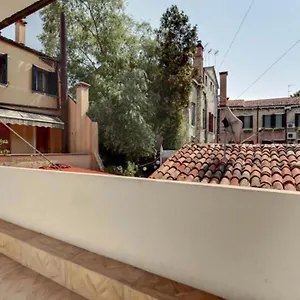 Traditional With Terrace , Venise Italie