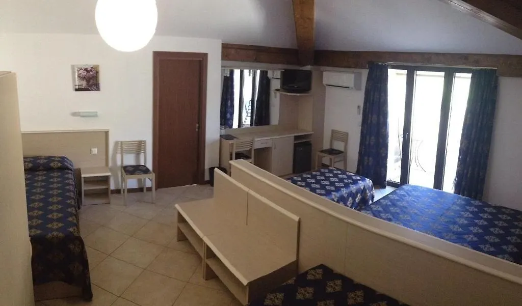 Hotel Merloni Grandola ed Uniti 3*,